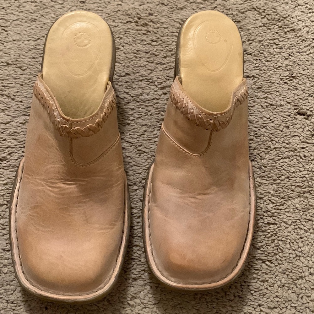 DR. MARTENS Airware Clogs no box